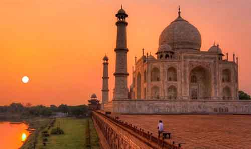sunrise-taj-mahal-tour-by-car-from-delhi